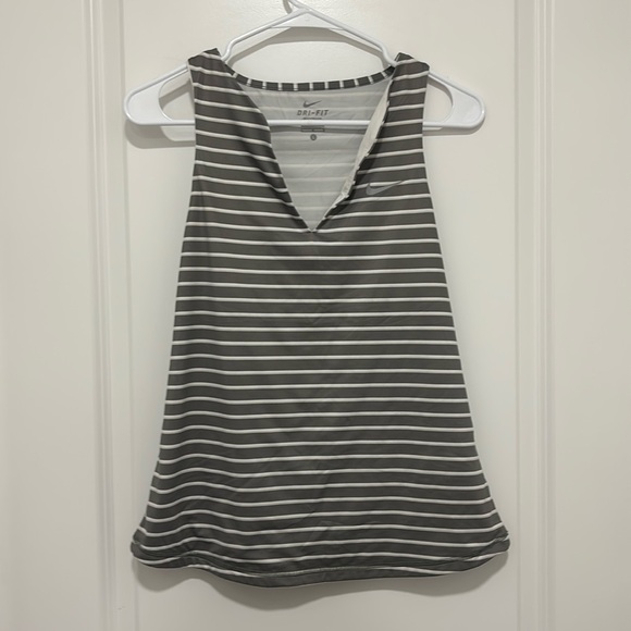 Nike Tops - Nike dri-fit women’s large stripe sporty athletic casual tank top athleisure‎